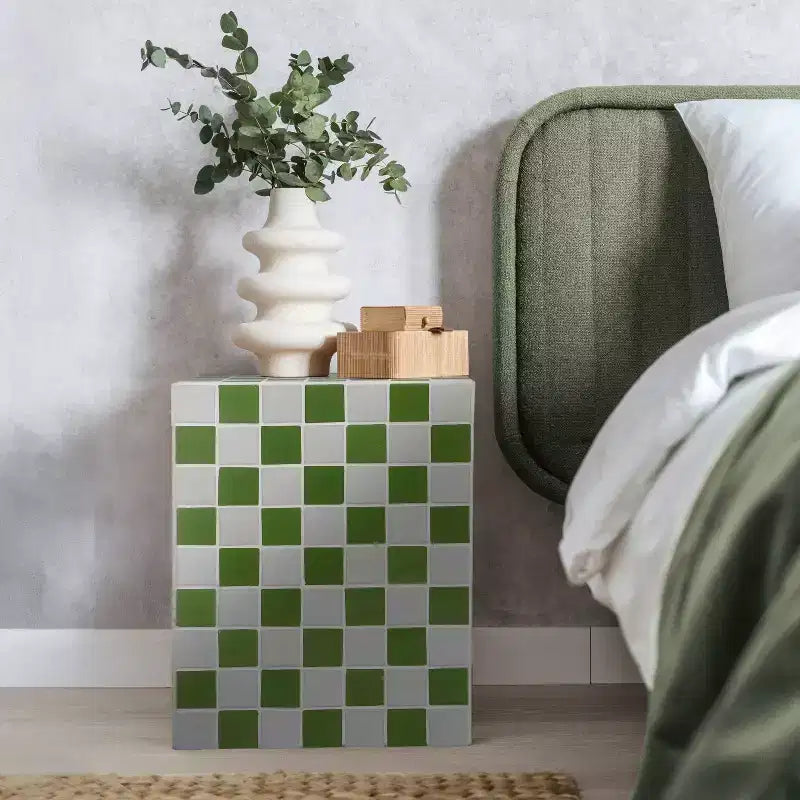 Mesa auxiliar con detalles cuadrados de azulejos de cerámica multicolor, 1 pieza