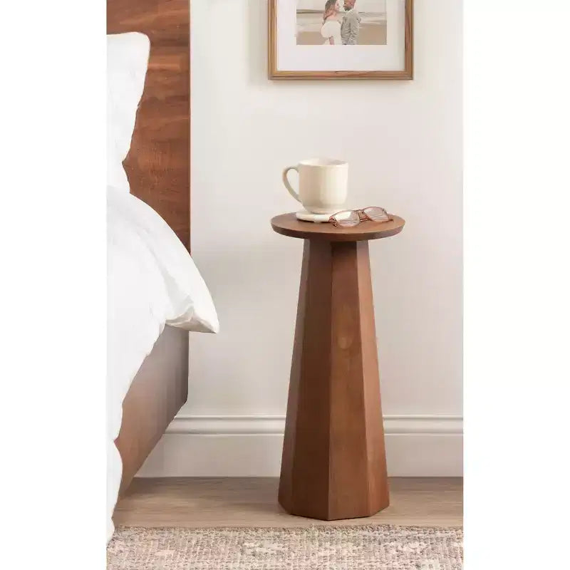 Mesa auxiliar de pedestal redonda de madera en marrón nogal/natural, individual