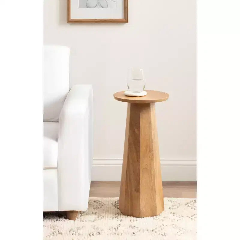 Mesa auxiliar de pedestal redonda de madera en marrón nogal/natural, individual